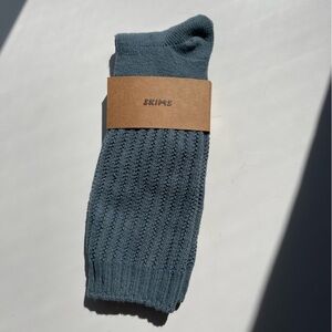 SKIMs Unisex Adult Thick Cozy Cable Knit Slouch Socks